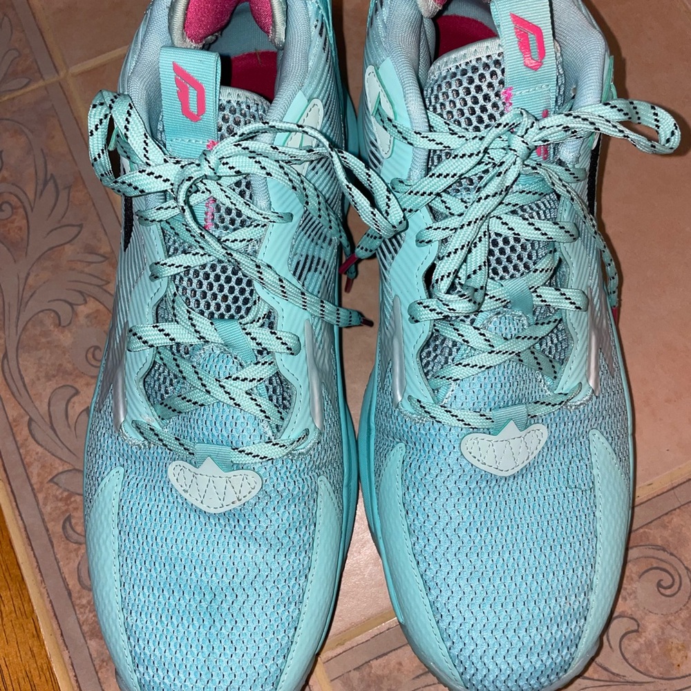 adidas Dame 8  11.5